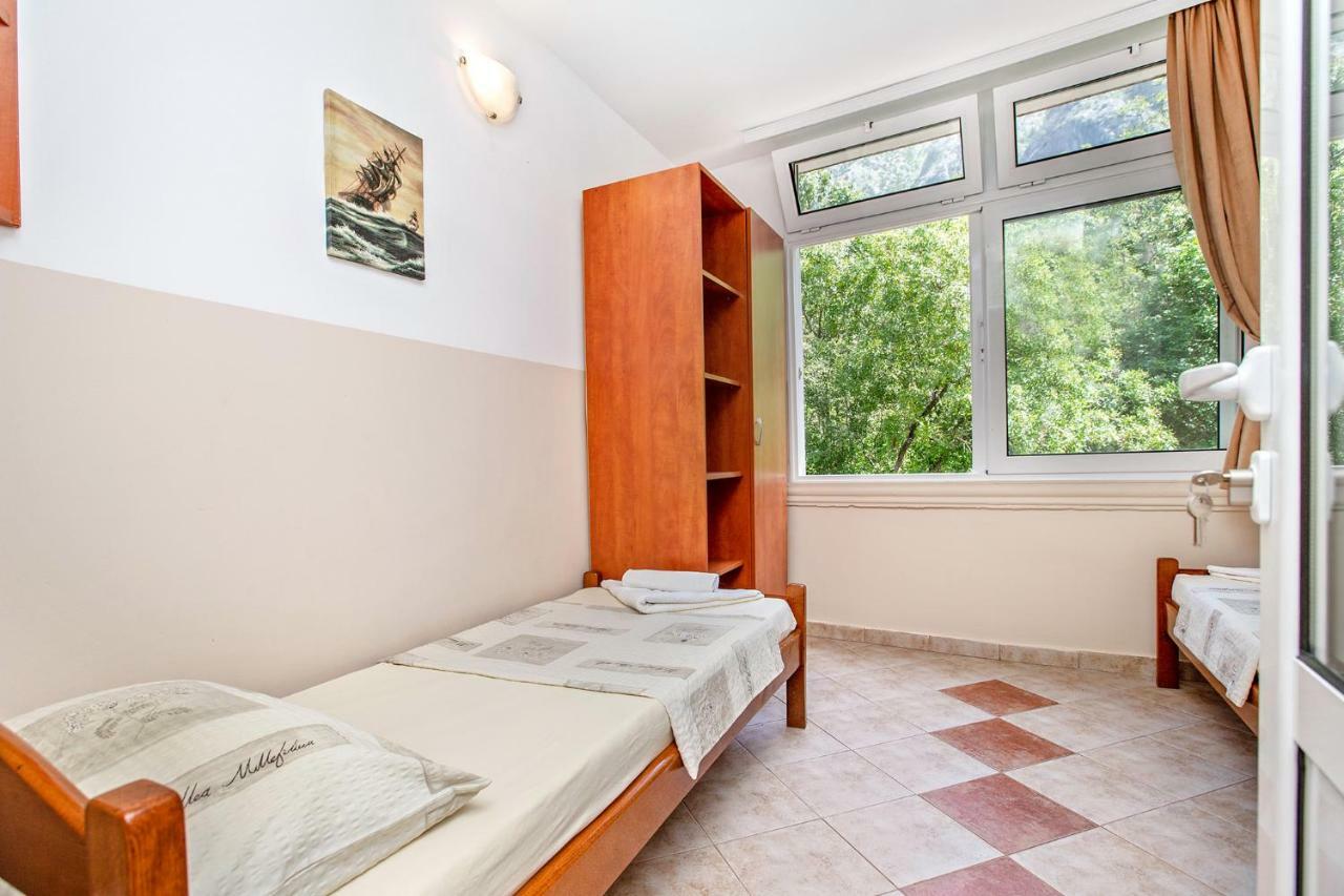 Apartments Villa Popovic 科托尔 外观 照片